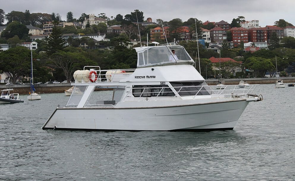 Hoochie Mumma boat hire Sydney